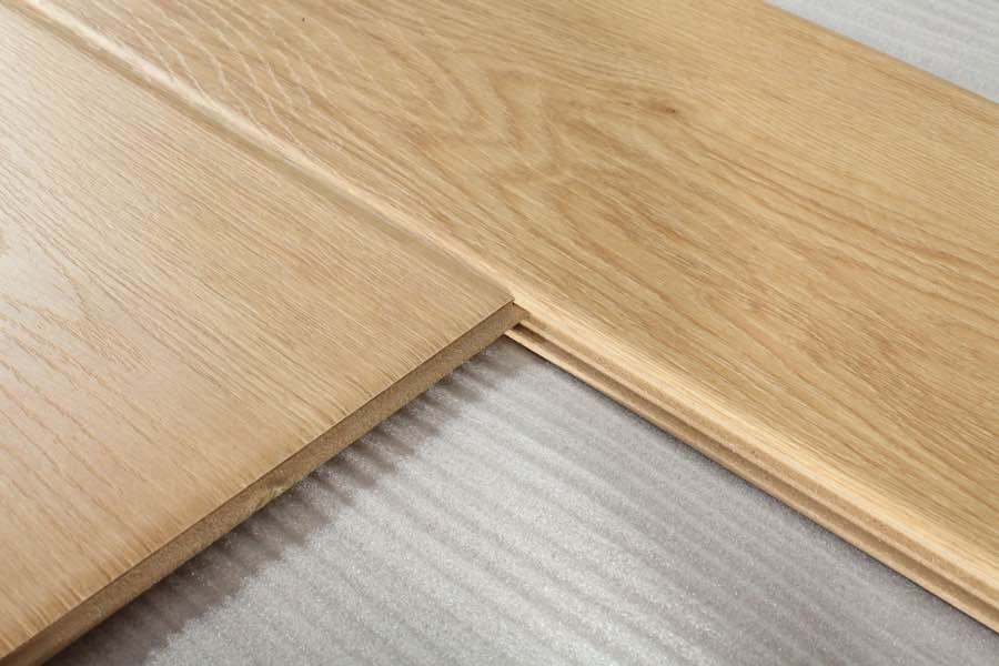 OAK Embossed Surface 1215*196*12mm Laminate Flooring (LW131)