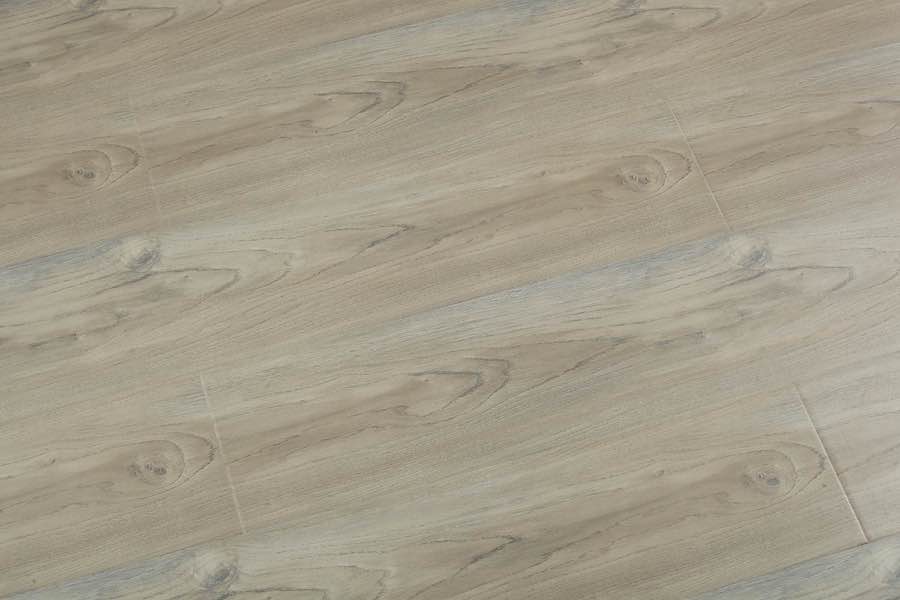 Wood Embossed Surface 1219*199*12mm Laminate Flooring (LM716)
